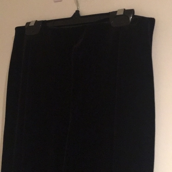 Velvity , velour like, elastic waist pants Black - Picture 2 of 4